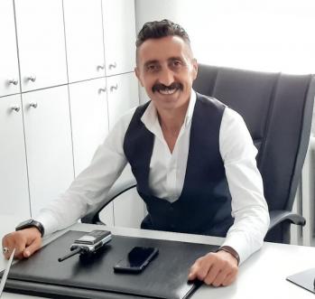 NİHAT SEZER